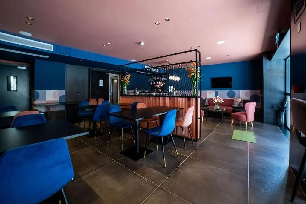 Eleven By Warren Collection Apartment Sliema